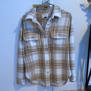 American Eagle Outfitters Beige Plaid Fleece Shirt